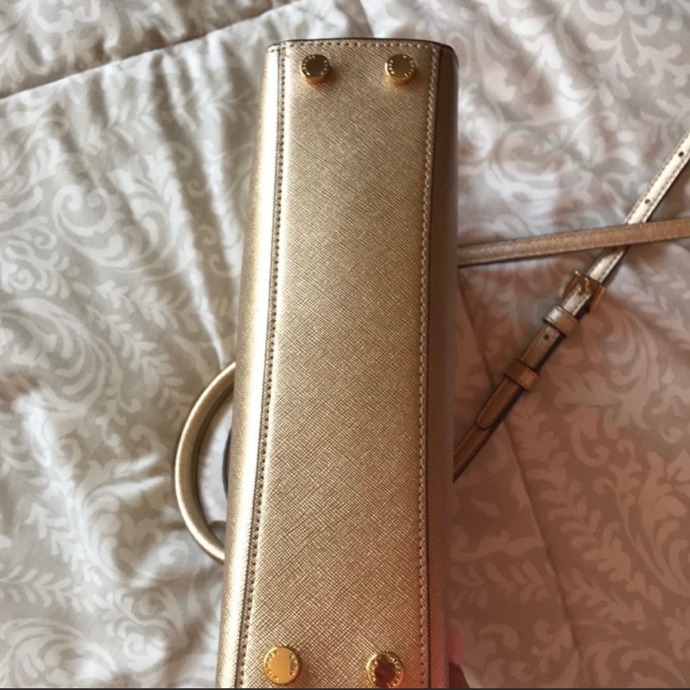 Gold Michael Kors small purse!! - Picture 2 of 6